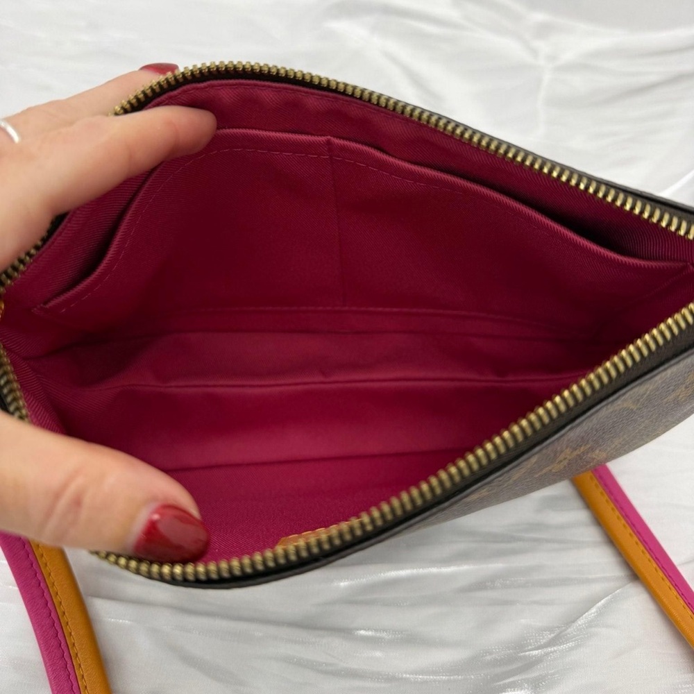 EUC  Louis Vuitton Monogram Lorette Crossbody with COA code GI2197 - Picture 6 of 7